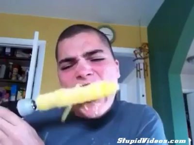 Como-comerse-una-mazorca-de-maiz