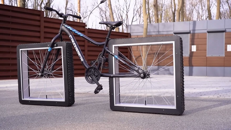 Esta bicicleta tiene las ruedas cuadradas y funciona mejor de lo que crees