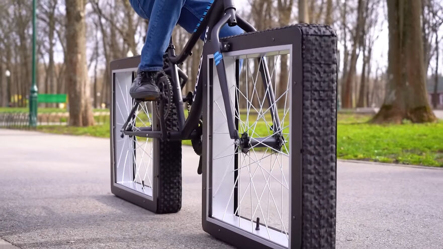 Esta bicicleta tiene las ruedas cuadradas y funciona mejor de lo que crees